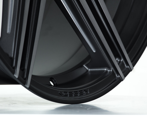 Bánh xe rèn màu đen bóng Vossen HF6-2 cho Ford F-150 Raptor Escalade