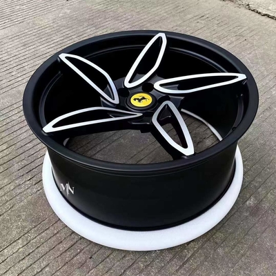 Bánh xe rèn 5 chấu Ferrari cho 458 488 Spider Custom Finish
