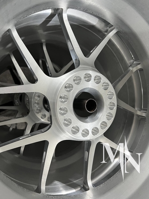 BBS FI R bánh xe khóa trung tâm cho 991 GT3 Custom Forged Rims có sẵn